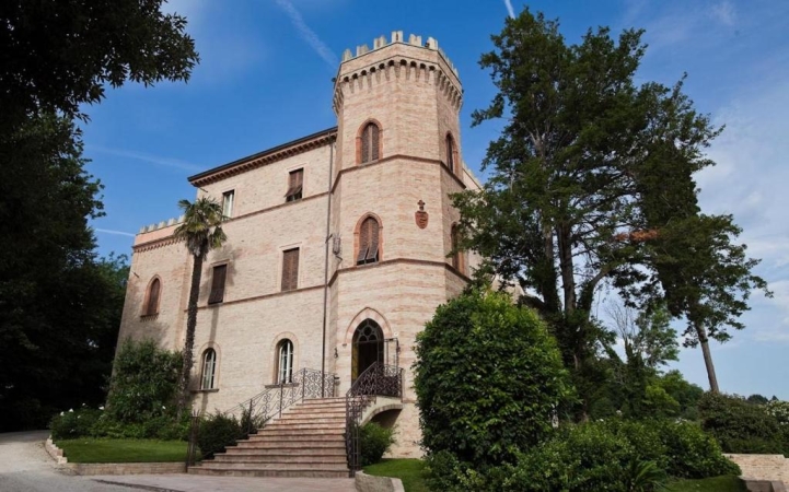 Castello Montegiove Fano